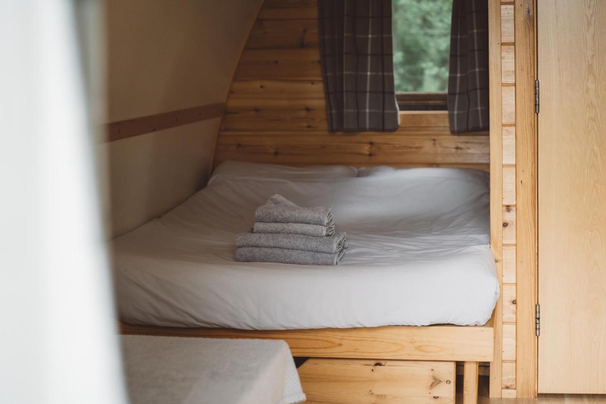 Ball Hall Farm By Wigwam Holidays East Cottingwith Cameră foto